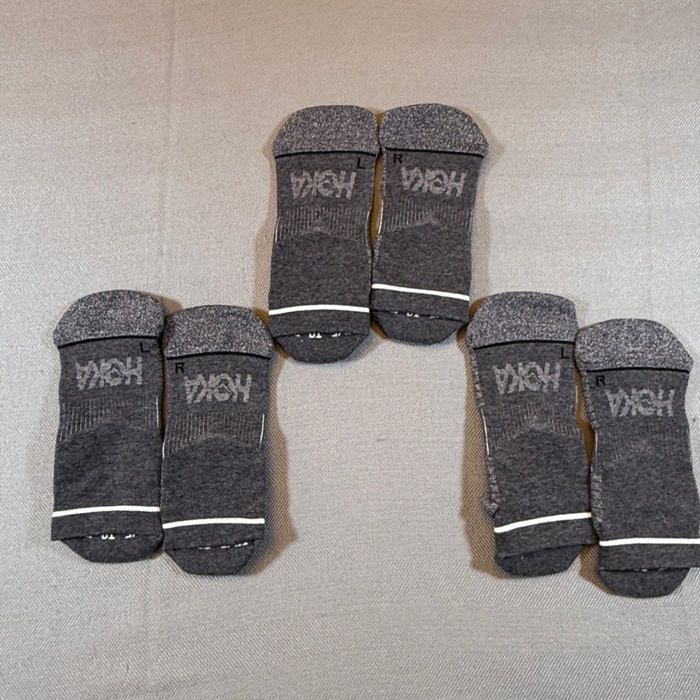 Hoka One One Performance Running Socks 3 Pair Pack Grey Low Cut Athletic L/R Fit
